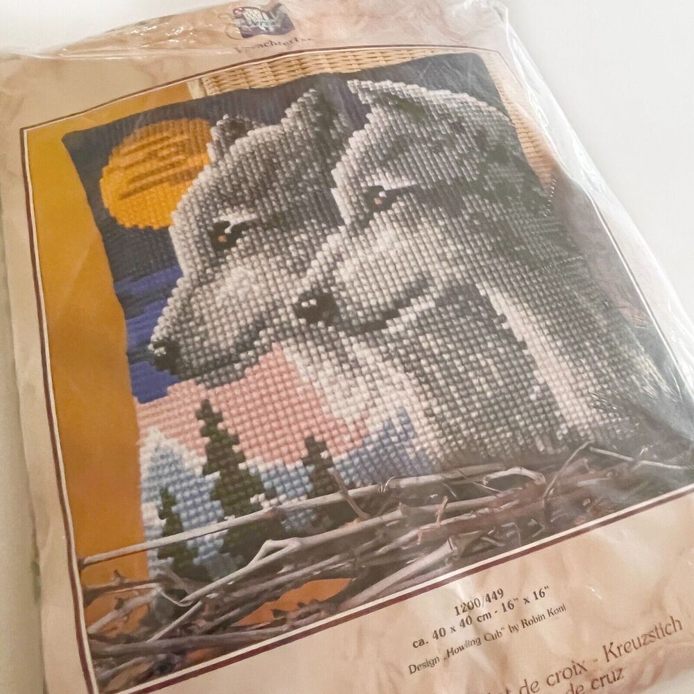 Vervaco HOWLING CUB by Robin Koni Cross Stitch Kit Rare Discontinued Wolves Cubs